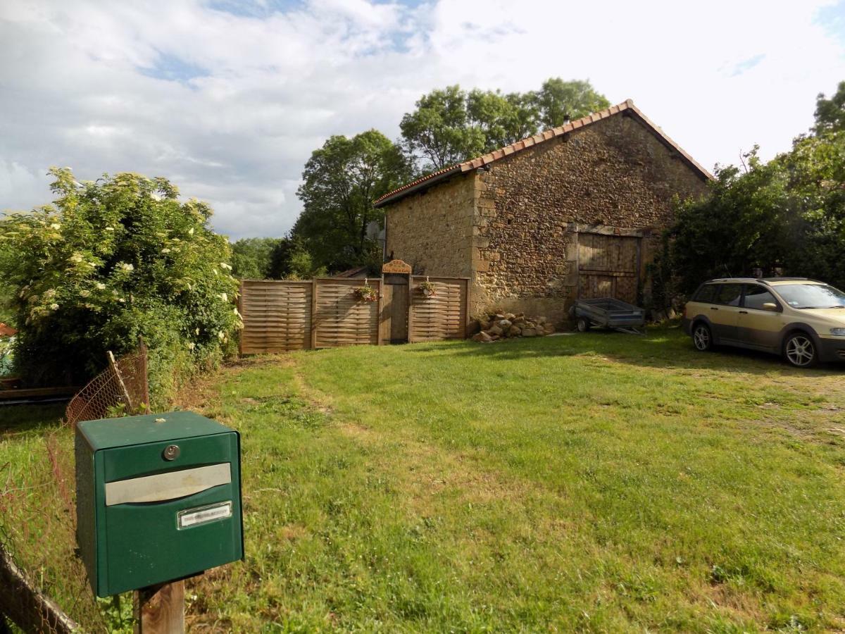 B&B Chez Phil Et Cathy Soudat Exterior photo